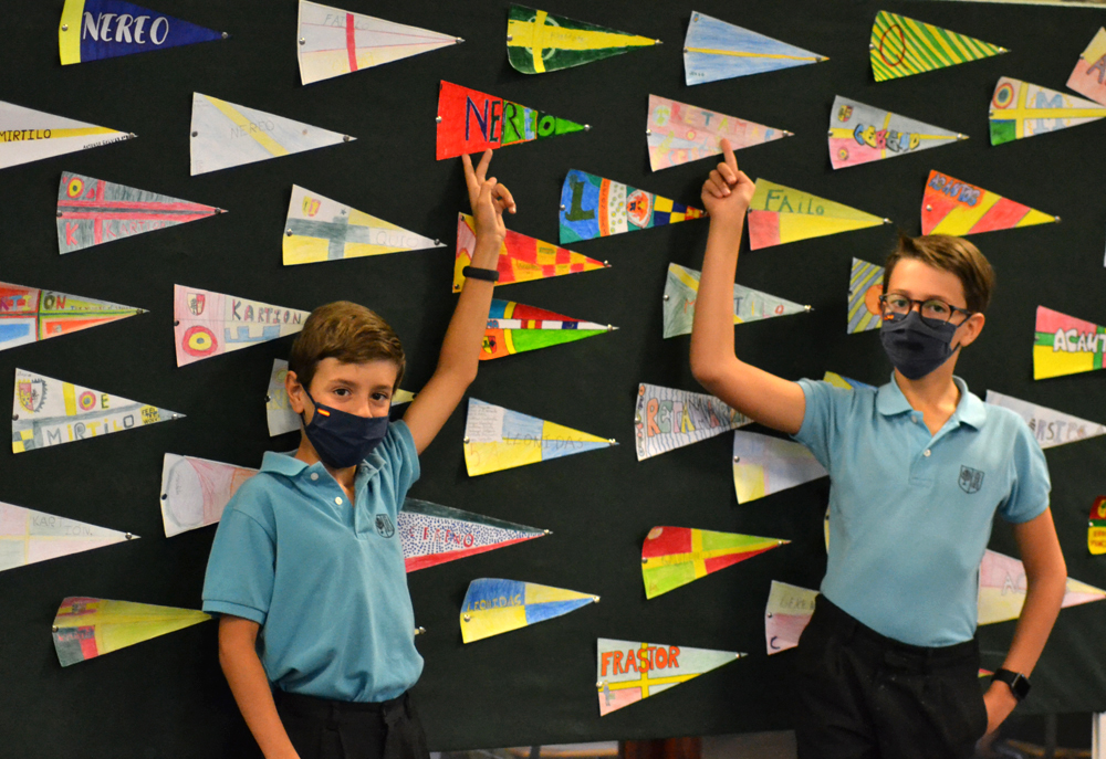 Los alumnos de la Sección III diseñan sus propios banderines